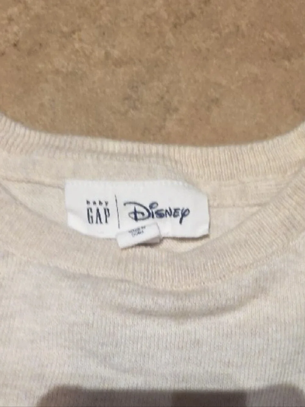 Baby Gap Disney Cream Minnie Mouse Sweater with Red Bow Graphic. Size 5 Toddler